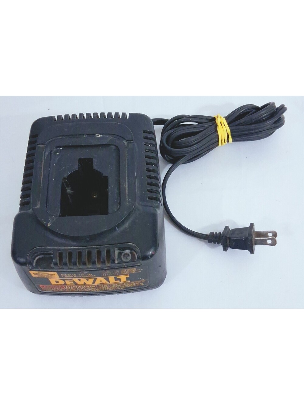 DeWALT DW9116 7.2V-18V 1 Hour NiCd Battery Charger Only Genuine OEM - B